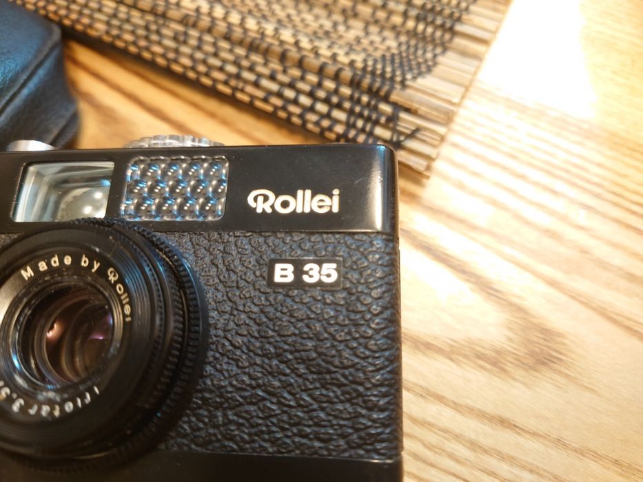 Aparat foto compact Rollei B35