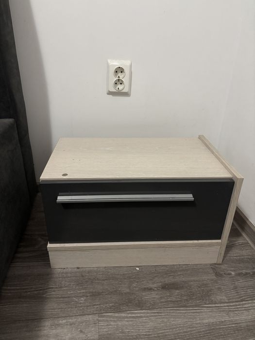 Set noptiere dormitor