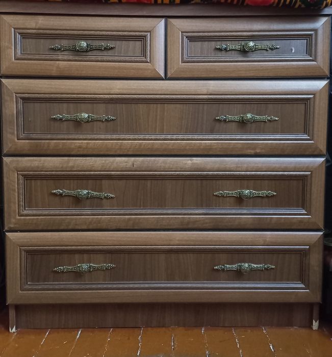 Спальный гарнитур сатылады