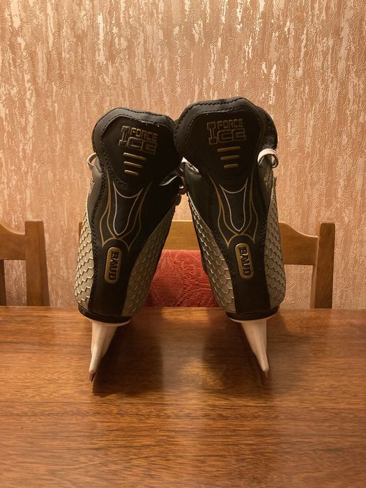 Коньки мужские  б/у