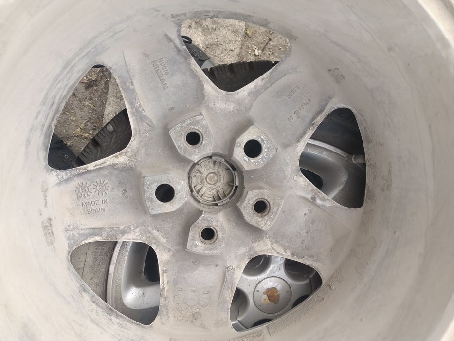 Продам диски с шинами