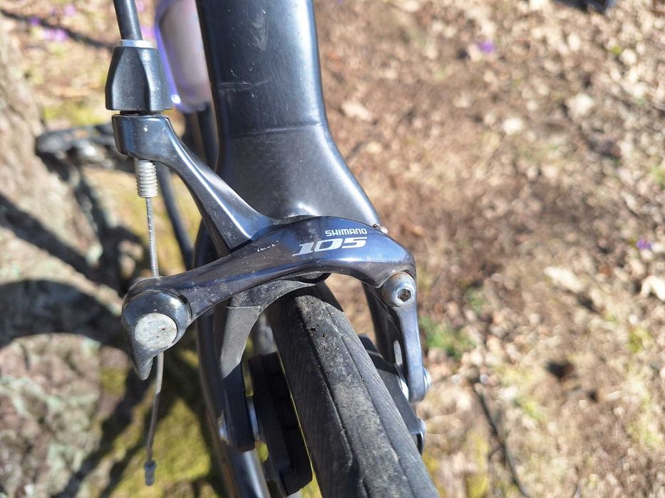 Cursiera SPECIALIZED, furca carbon, echipare Shimano 105, Marime 56(L)