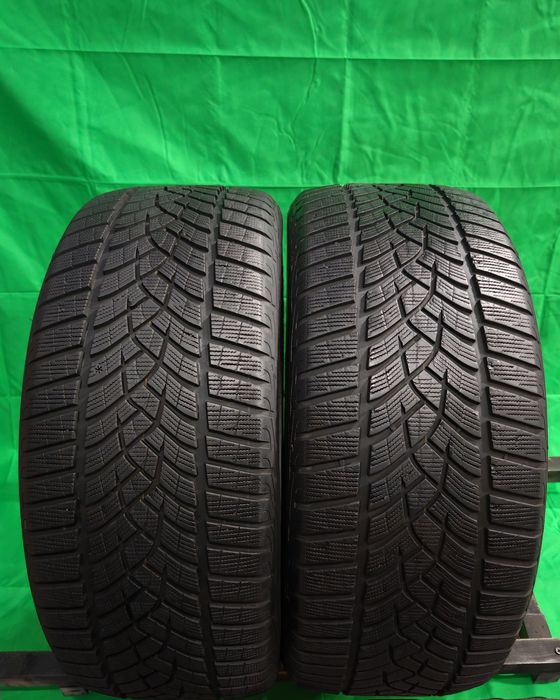 275/40R22  Goodyear 7,2-6,7mm stare foarte buna