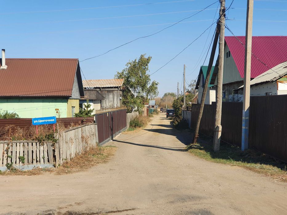 Земельный дачный участок