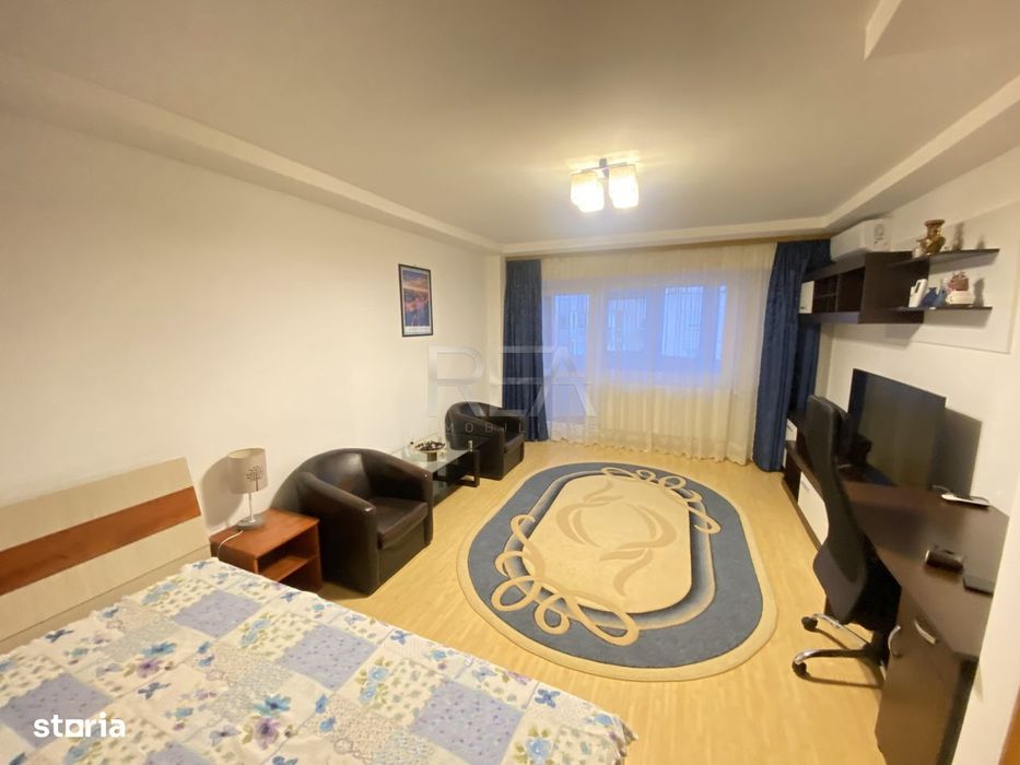 Garsoniera-Decomandata- Trafic Greu