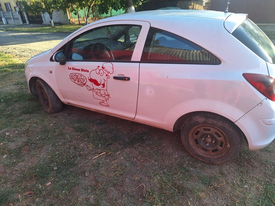 Dezmembrez opel corsa d 1.3 cdti