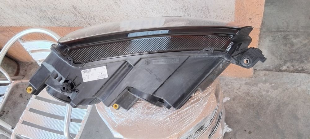 Продавам ляв фар за Skoda Karoq, Шкода Карок, Škoda Karoq оригинален