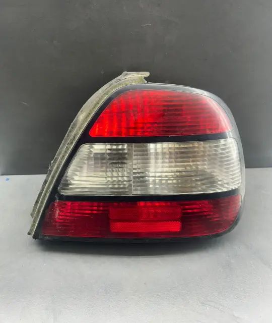 Lampa / Tripla stop dreapta pe aripa Daewoo Leganza 2001