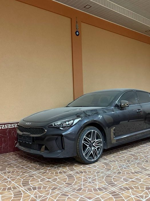 Kia Stinger 3.3 Turbo 2023