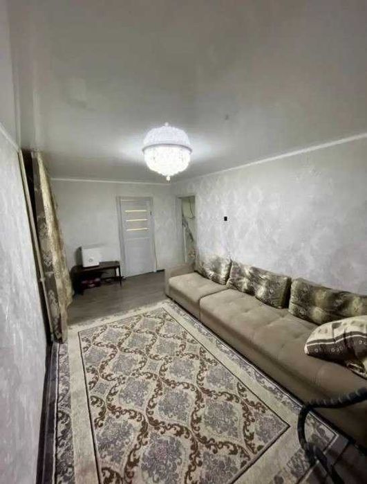 3ком.Клуб Строитель  56кв 1 эт из 5