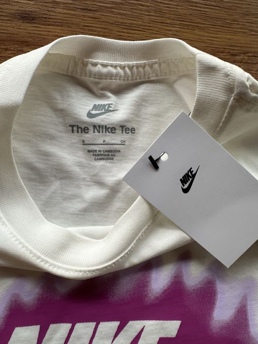 Мъжка,памучна,бяла тениска Nike HELL с щампа на гърба
