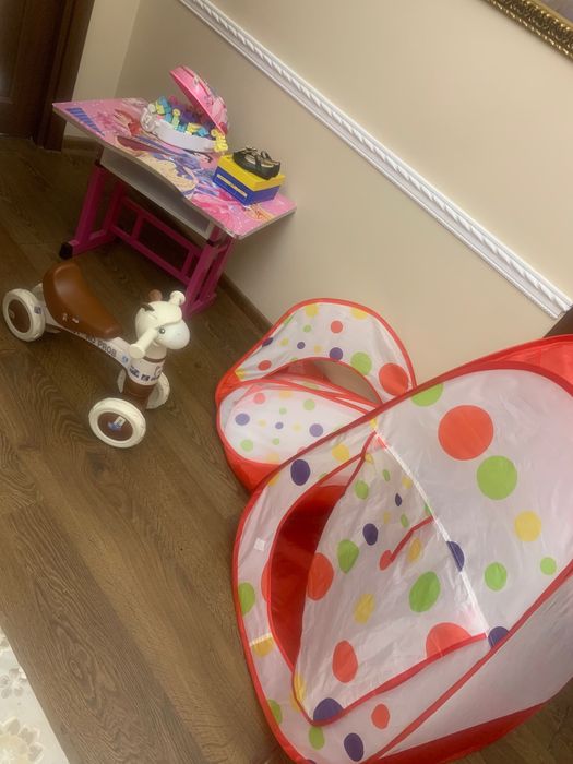 Детские игрушки и вещи