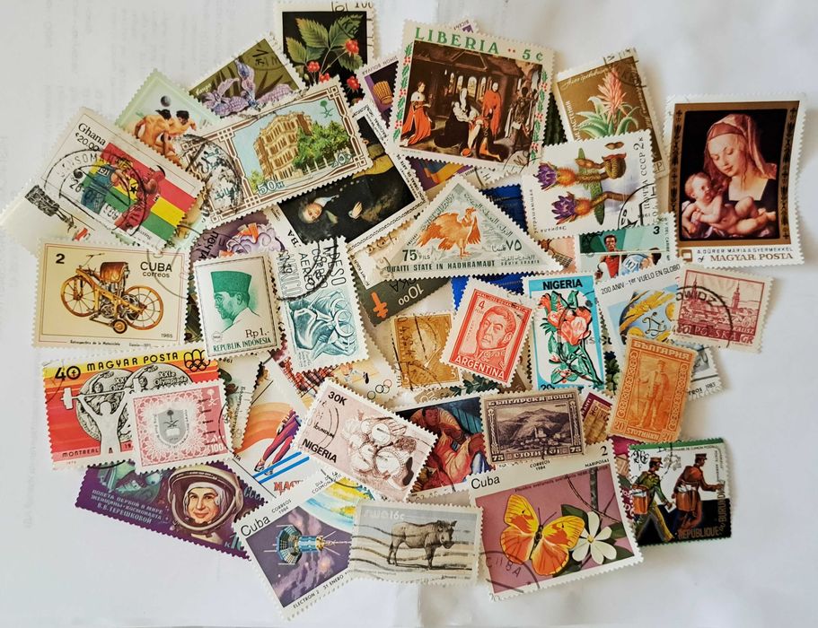 Лот от различни пощенски марки- над 50 бр.