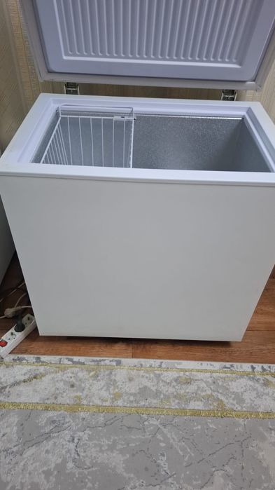 Продам морозильник 150л