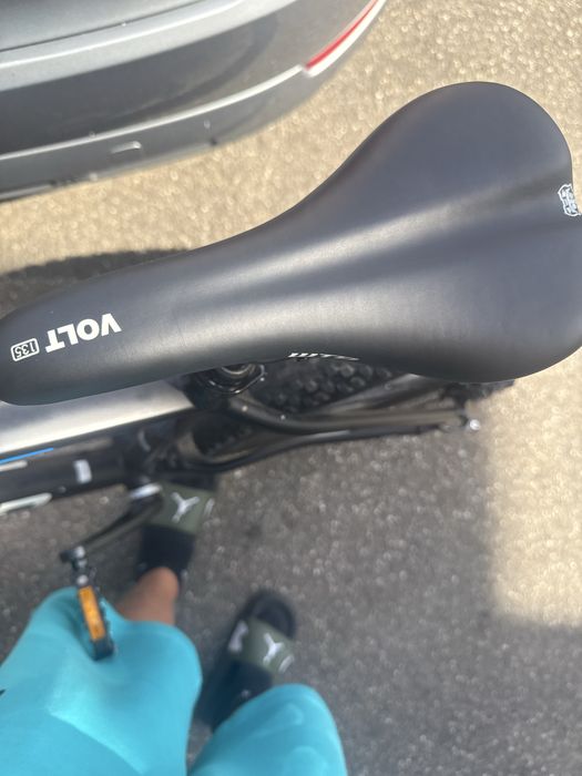 Vand bicicleta devron cu suspensi bune etc