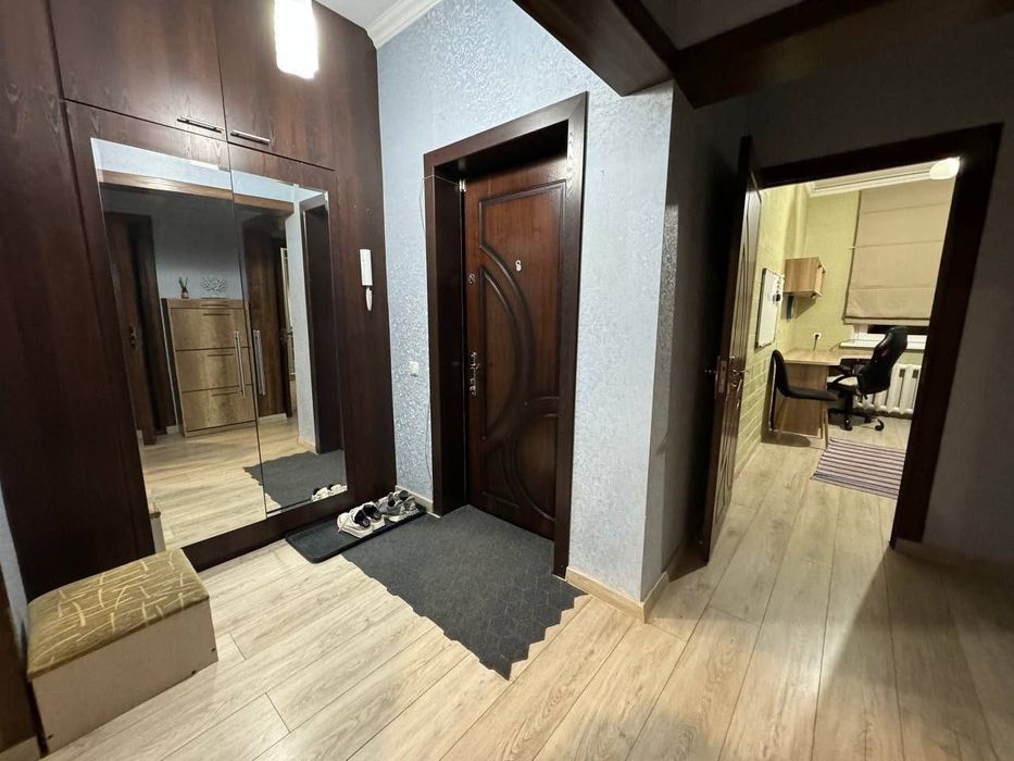 Срочно Продаётся квартира метро Ойбек жемчуг 3-комн евро ремонт 75м2