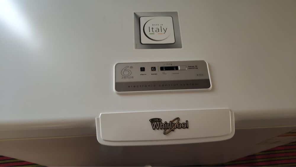 Lada frigorifica Whirlpool WH2010  A+,204L