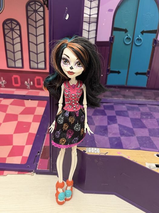 Skelita Art-class g1