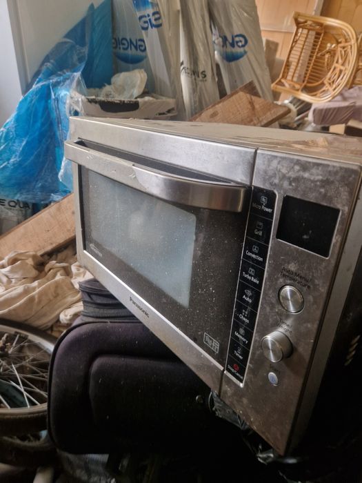 microunde  russel hobbs, panasonic