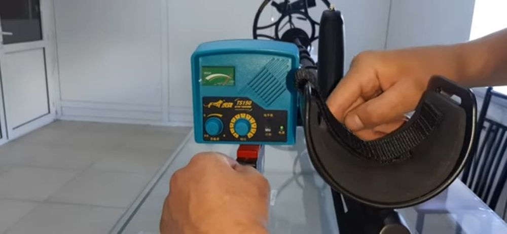 Продам металлоискатель TS150