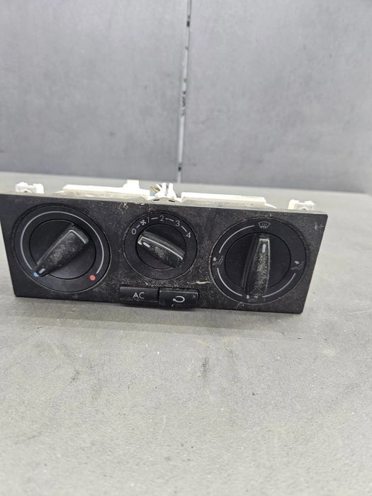 Comanda AC Volkswagen VW Golf 2000 1.9 TDI MT (101 hp)
