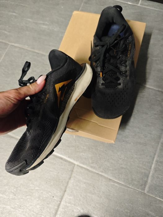 Дамски маратонки Nike