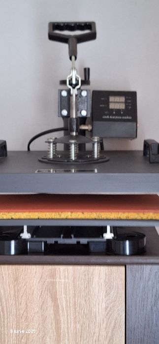 Vând presa termică personalizări multifunctionala