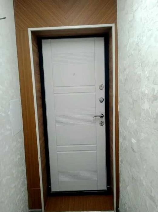 2 комнатная в районе 16 школы