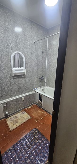 Аренда коракамиш 2/1 галаба боги оилага берилади  гилам бор