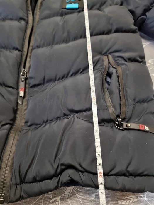 Зимни якета за момчета  размери 4-5 и 9-10 г