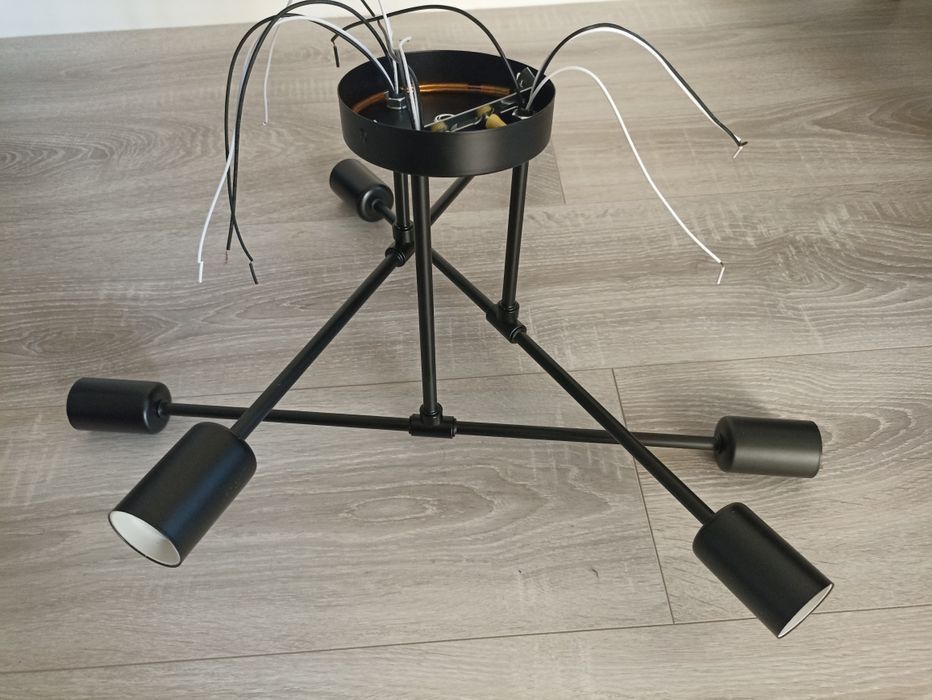 Люстра  стильная