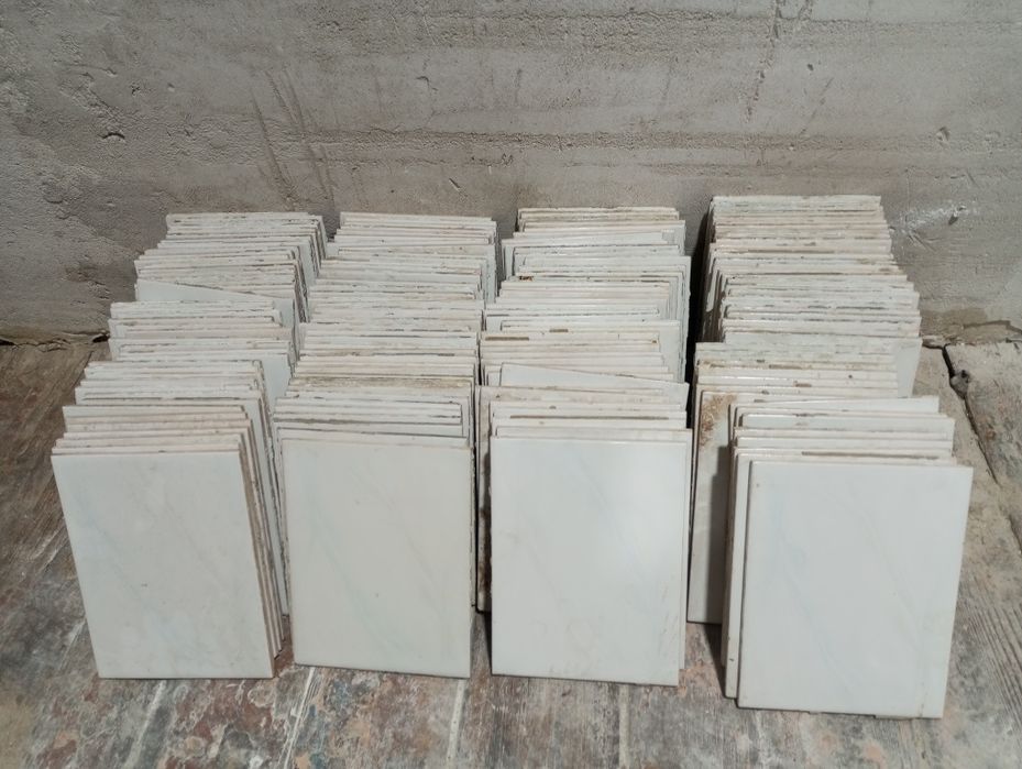 Продается  кафель