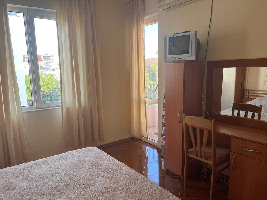 Продава се Двустаен апартамент в к.к. Слънчев бряг - 65 кв.м за 1031 €/кв.м - Снимка #5