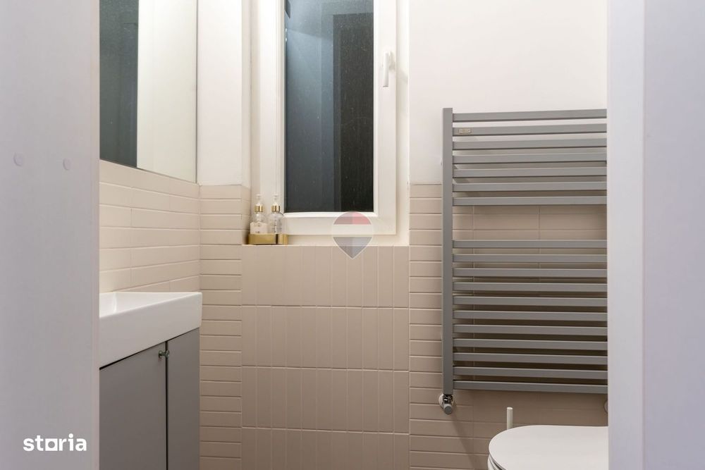 Apartament cu 2 camere de închiriat în zona Ultracentral