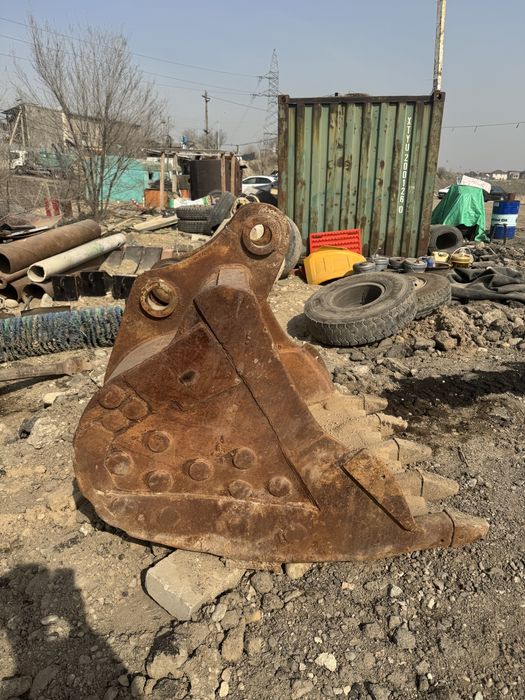 Ковш экскаватор