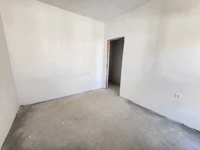 Продава се Двустаен апартамент в Търговище, Център - 64 кв.м за 1088 €/кв.м - Снимка #4