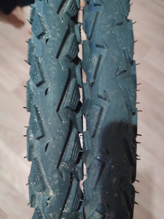 Продам покрышки Shwalbe