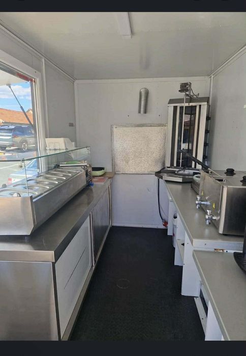 Se vinde rulotă Fastfood