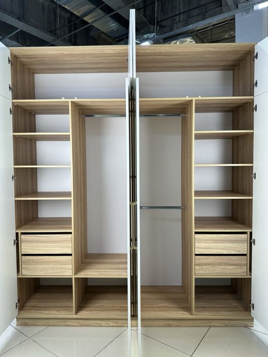 Распашной шкаф Shkaffnur