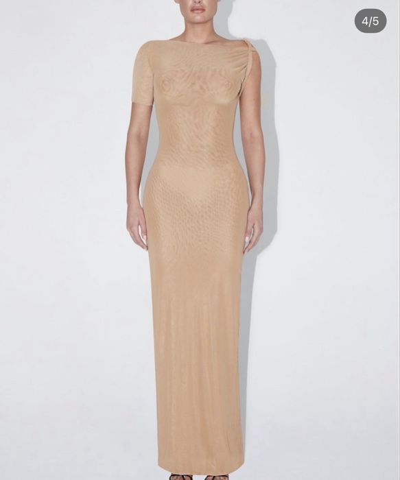 Платье от бренда Khy