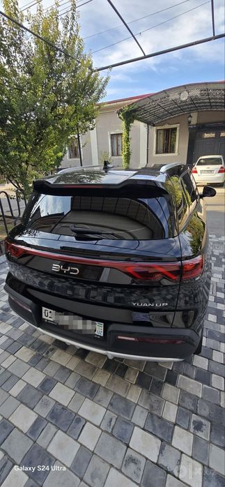 BYD Yuan Up 2025 qora