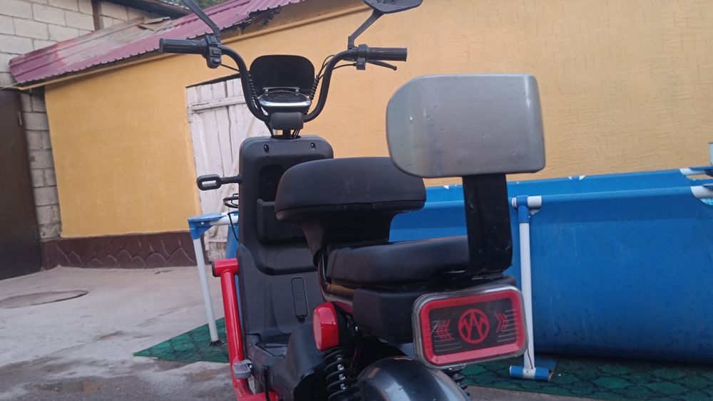 Продам электроскутер мопед Танк