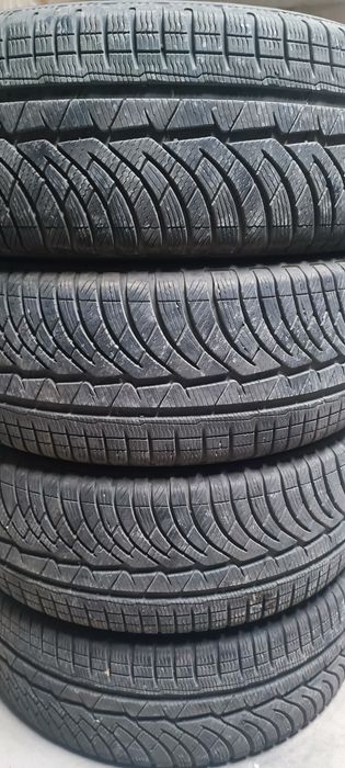 235/55/18 MICHELIN