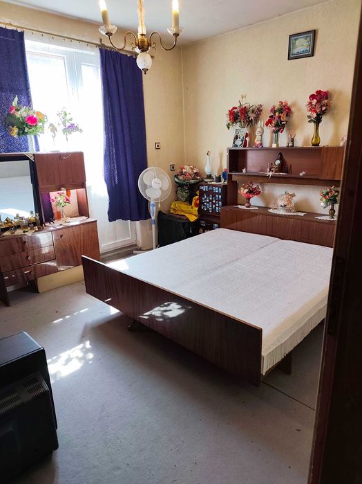 Втори етаж от двуетажна къща в гр.Враца