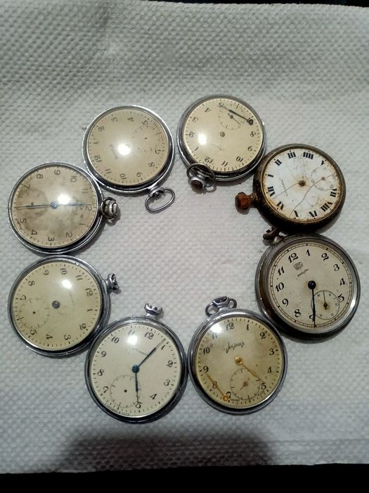 Часовници, стари.