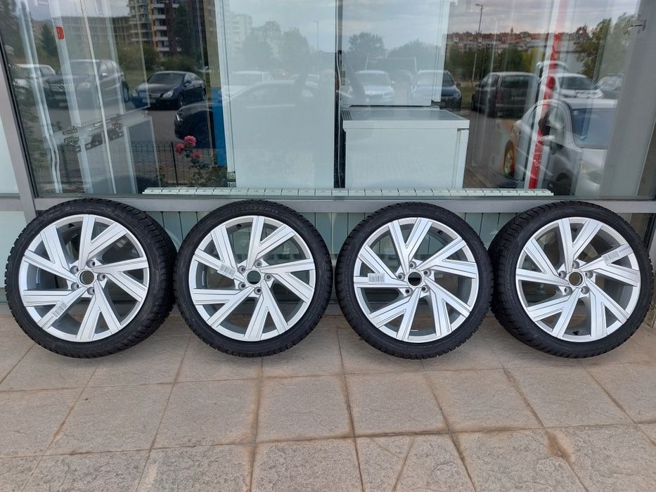 Оригинални джанти за Golf 8 Bergamo 18"