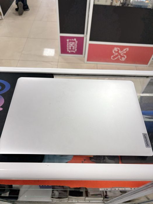 Продам ноутбук Lenovo