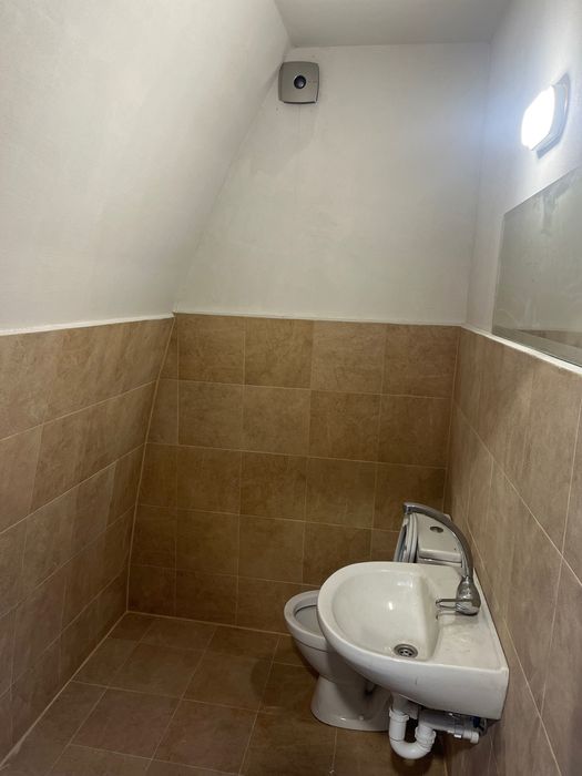 Давам помещение за склад или производство