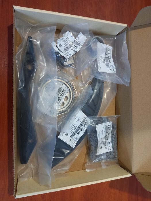 Цепь ГРМ  комплект  хюндай акцент