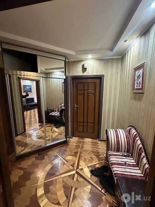 Сарабустон у метро Космонавтов — 4 комнаты, 80 м²`